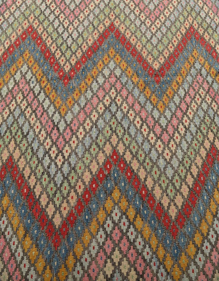 Detail image of  7' 2 x 9' 3  Hand Woven Kilim Modern Wool Rug