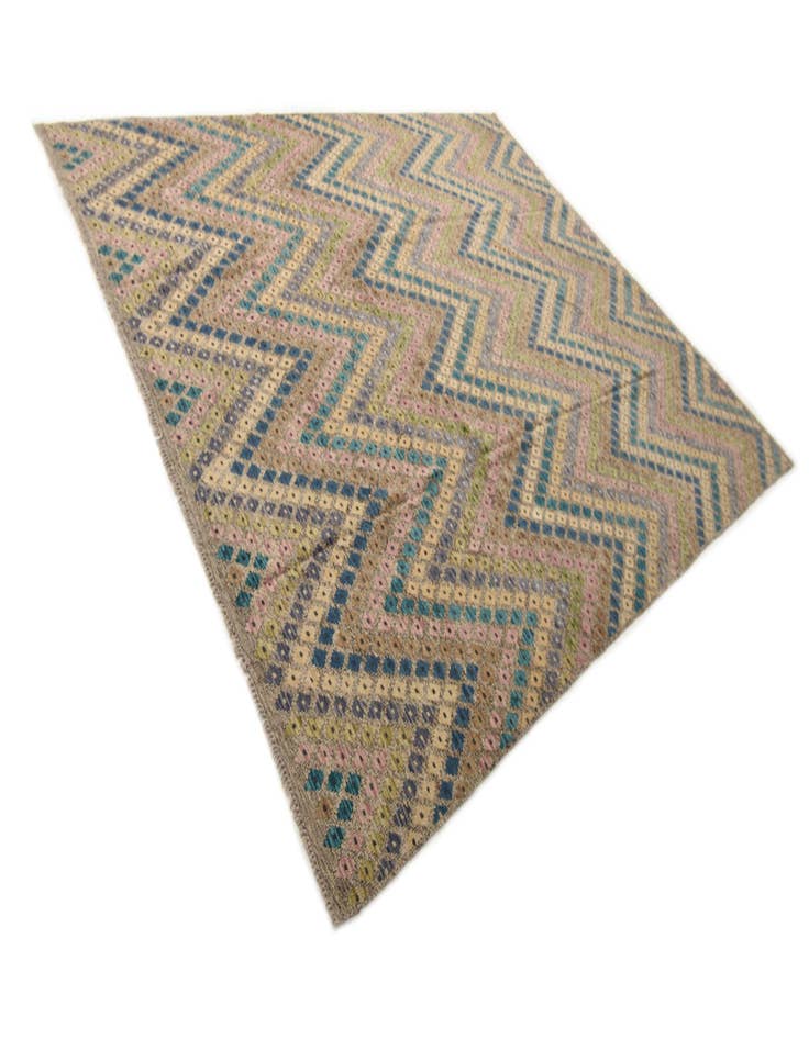 Detail image of  9' x 11' 3  Hand Woven Kilim Modern Wool Rug