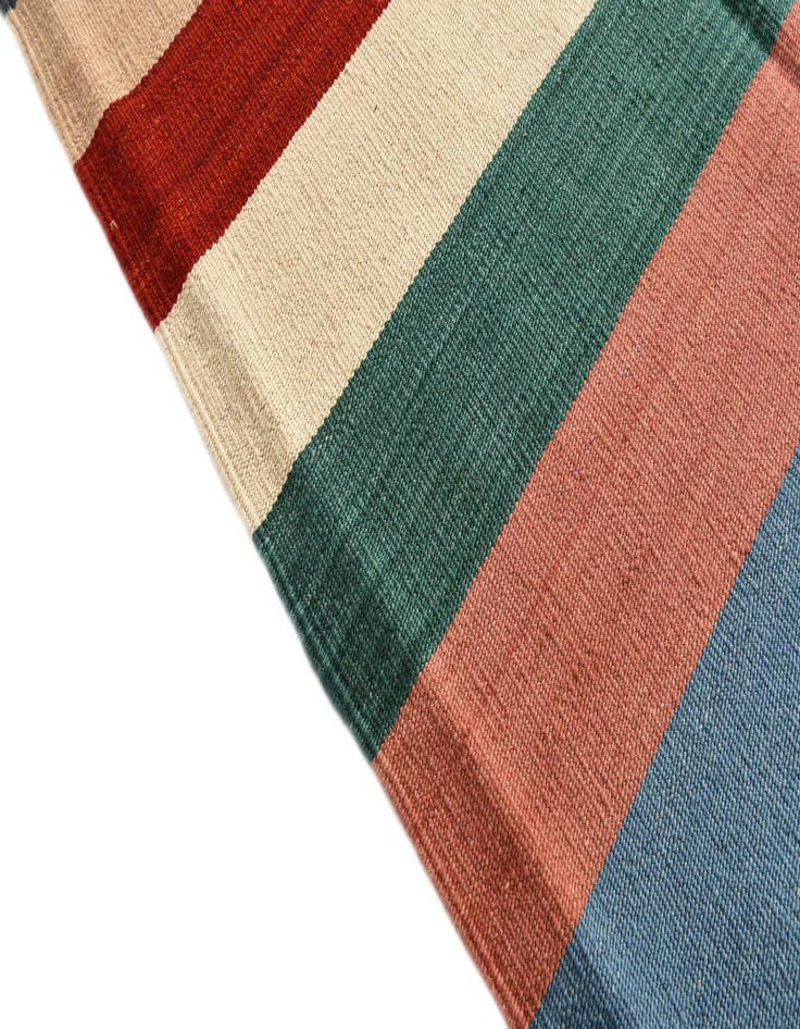 Detail image of  8' 2 x 11' 5  Hand Woven Kilim Modern Wool Rug