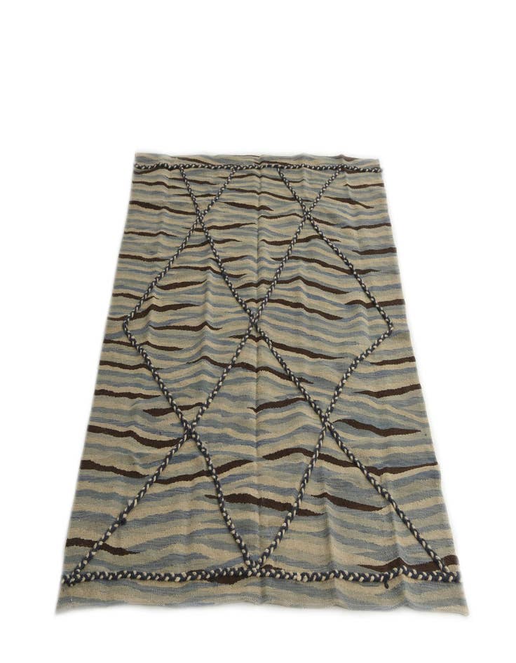 Detail image of  4' 6 x 6' 1  Hand Woven Kilim Modern Wool Rug