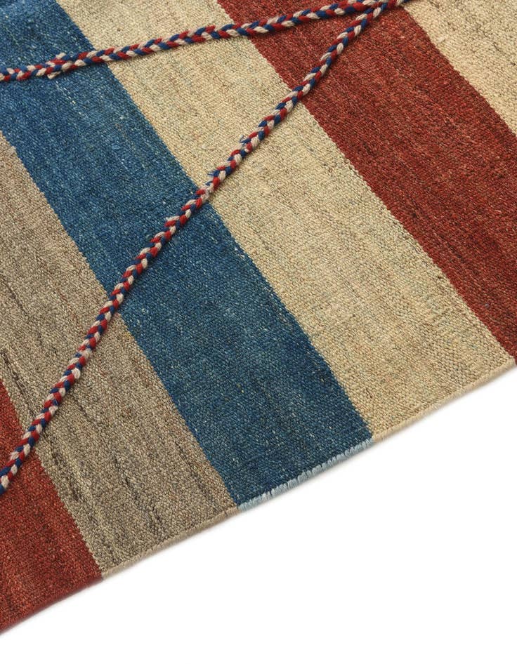 Detail image of  6' 3 x 9' 9  Hand Woven Kilim Modern Wool Rug