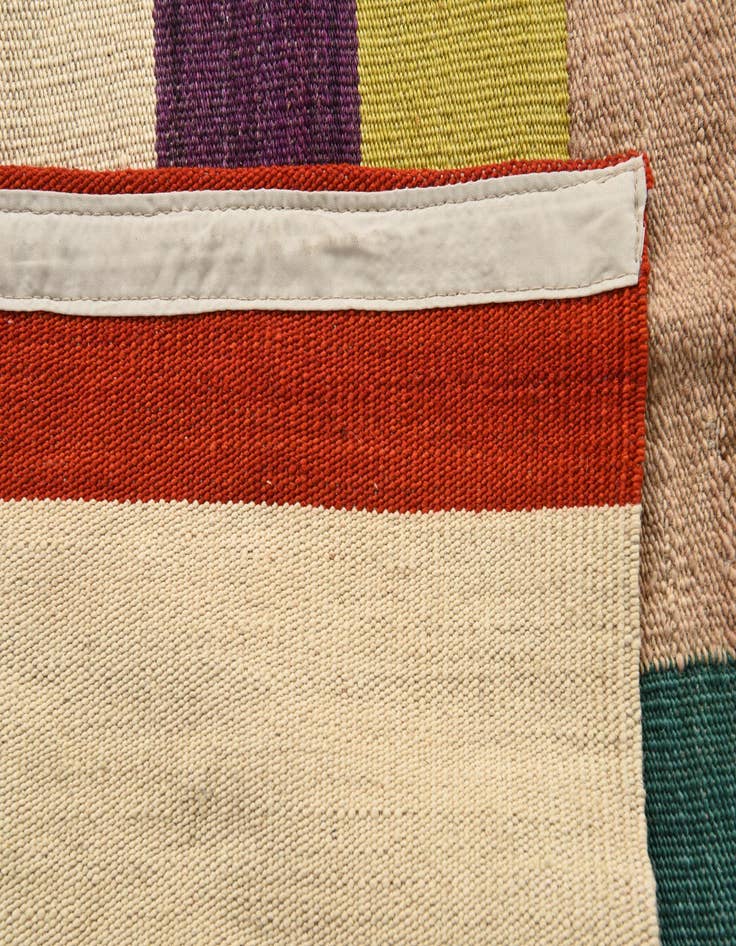 Detail image of  8' 2 x 11' 4  Hand Woven Kilim Modern Wool Rug
