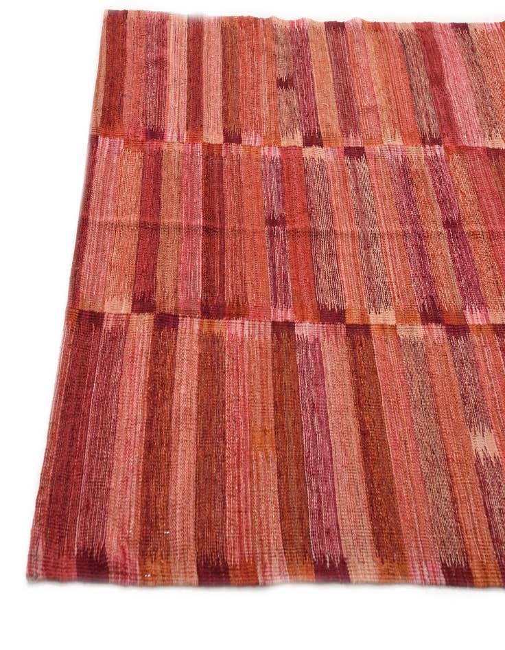 Detail image of  5' 3 x 6' 4  Hand Woven Kilim Modern Wool Rug