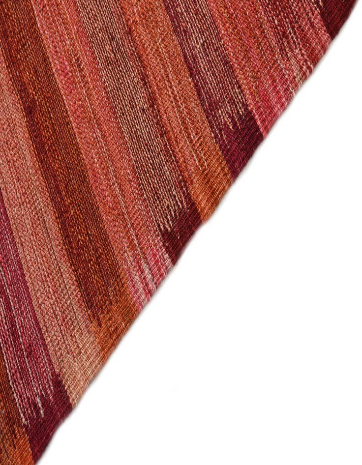 Detail image of  5' 3 x 6' 4  Hand Woven Kilim Modern Wool Rug