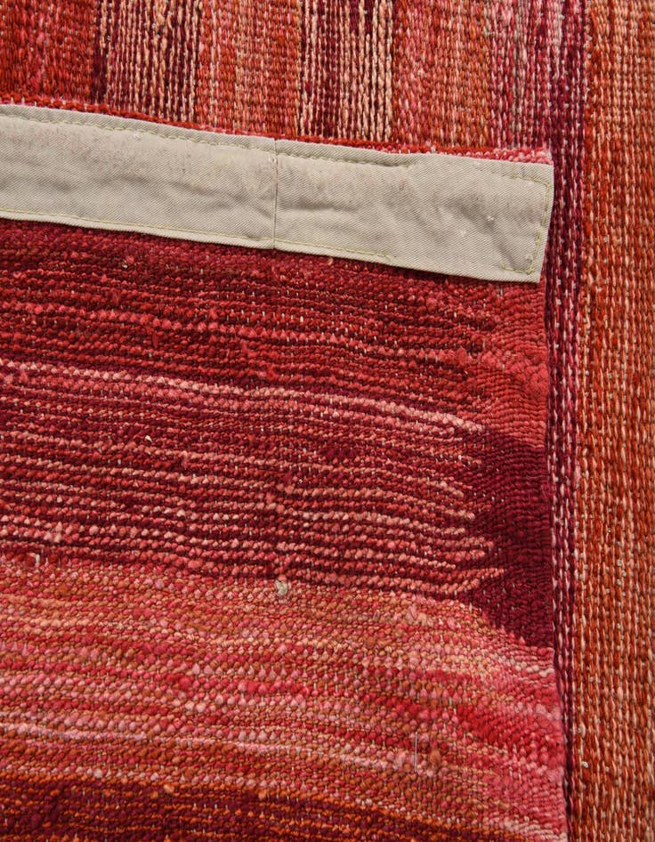 Detail image of  5' 3 x 6' 4  Hand Woven Kilim Modern Wool Rug