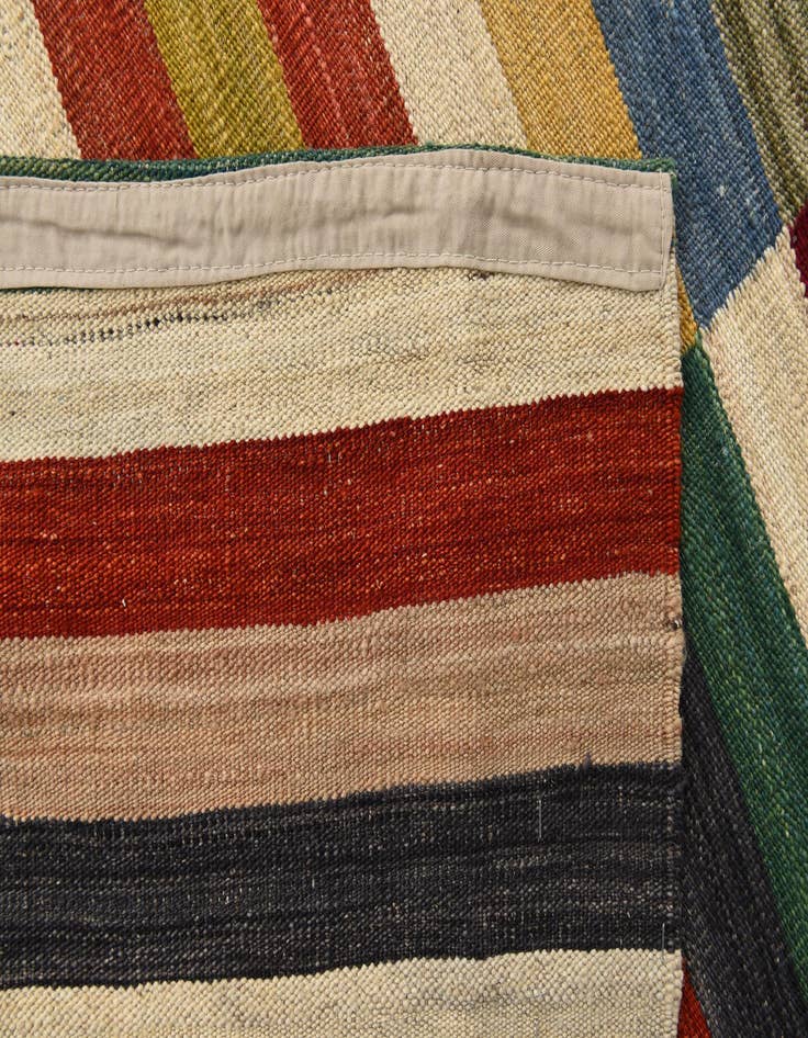 Detail image of  6' x 7' 10  Hand Woven Kilim Modern Wool Rug