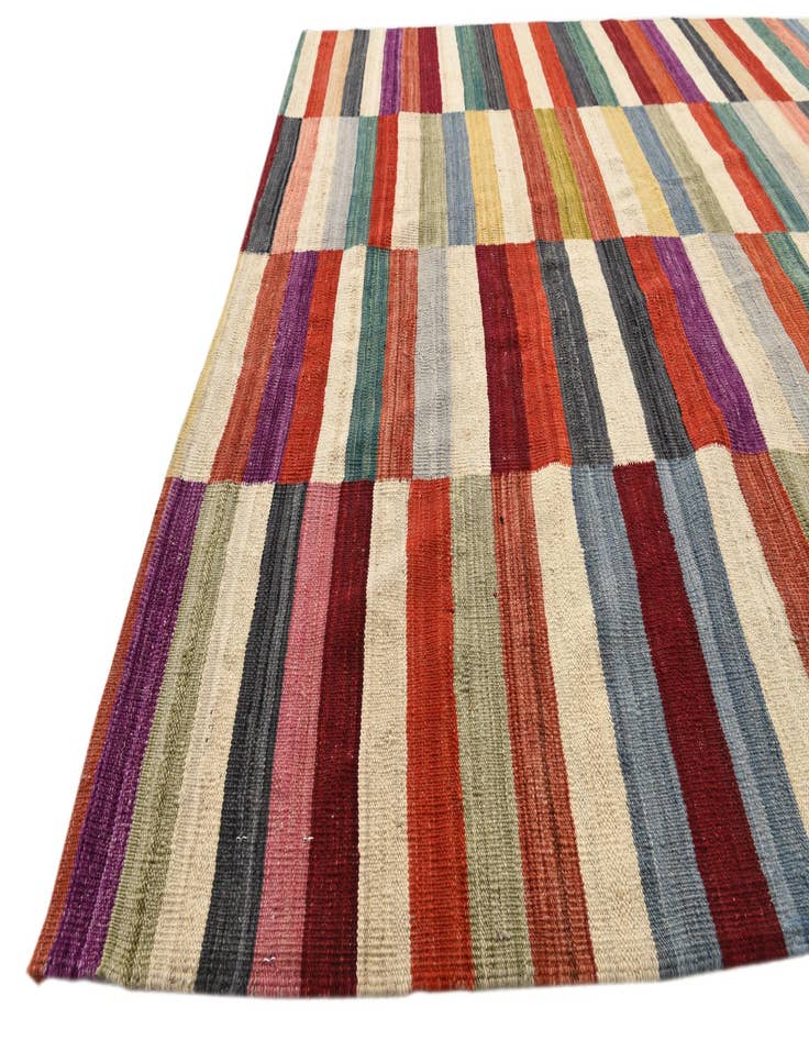 Detail image of  5' 10 x 7' 8  Hand Woven Kilim Modern Wool Rug