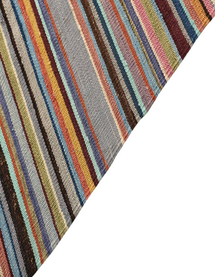 Detail image of  4' 7 x 6' 5  Hand Woven Kilim Modern Wool Rug