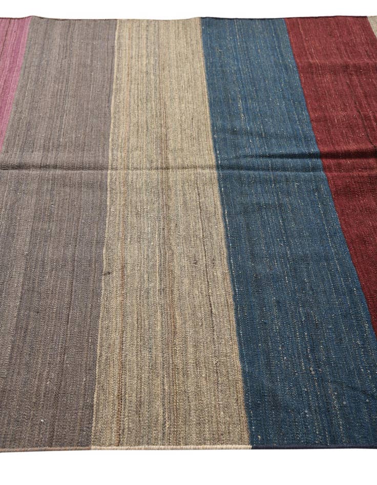 Detail image of  5' 7 x 8'  Hand Woven Kilim Modern Wool Rug