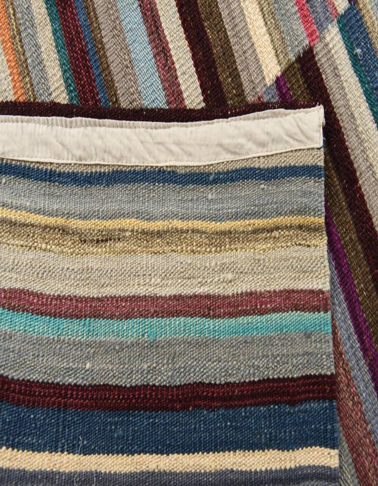 Detail image of 4' 8 x 6' 5 Hand Woven Kilim Modern Wool Rug