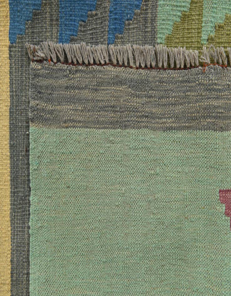 Detail image of  6' 7 x 9' 4  Hand Woven Kilim Modern Wool Rug