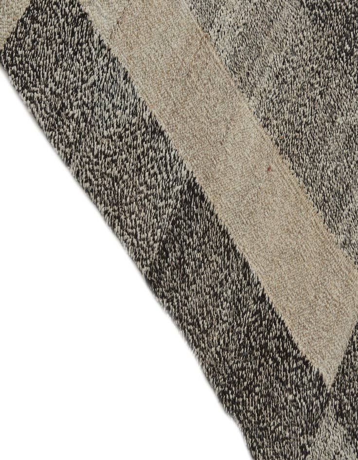 Detail image of  6' 10 x 9' 6  Hand Woven Kilim Modern Wool Rug