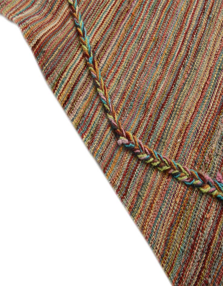 Detail image of  5' 7 x 8'  Hand Woven Kilim Modern Wool Rug