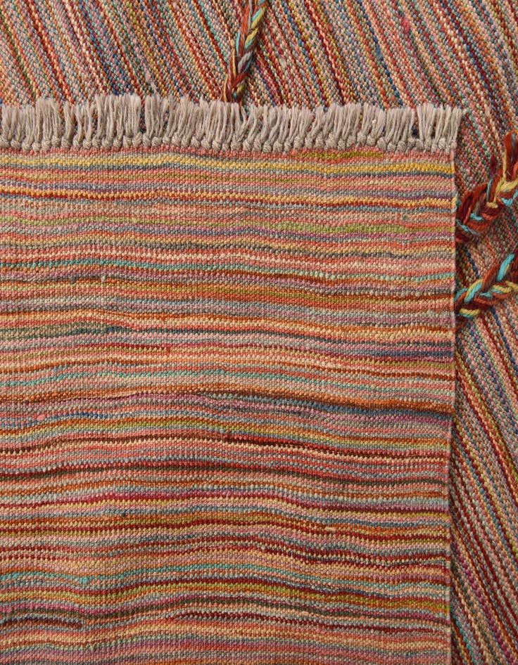 Detail image of  5' 10 x 8' 5  Hand Woven Kilim Modern Wool Rug