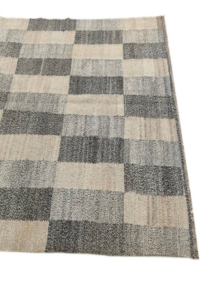 Detail image of  4' 10 x 6' 4  Hand Woven Kilim Modern Wool Rug