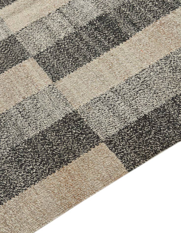 Detail image of  4' 10 x 6' 4  Hand Woven Kilim Modern Wool Rug