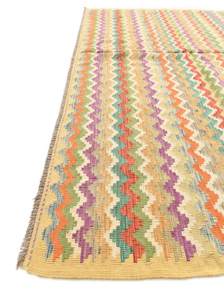Detail image of  6' 6 x 9' 8  Hand Woven Kilim Modern Wool Rug