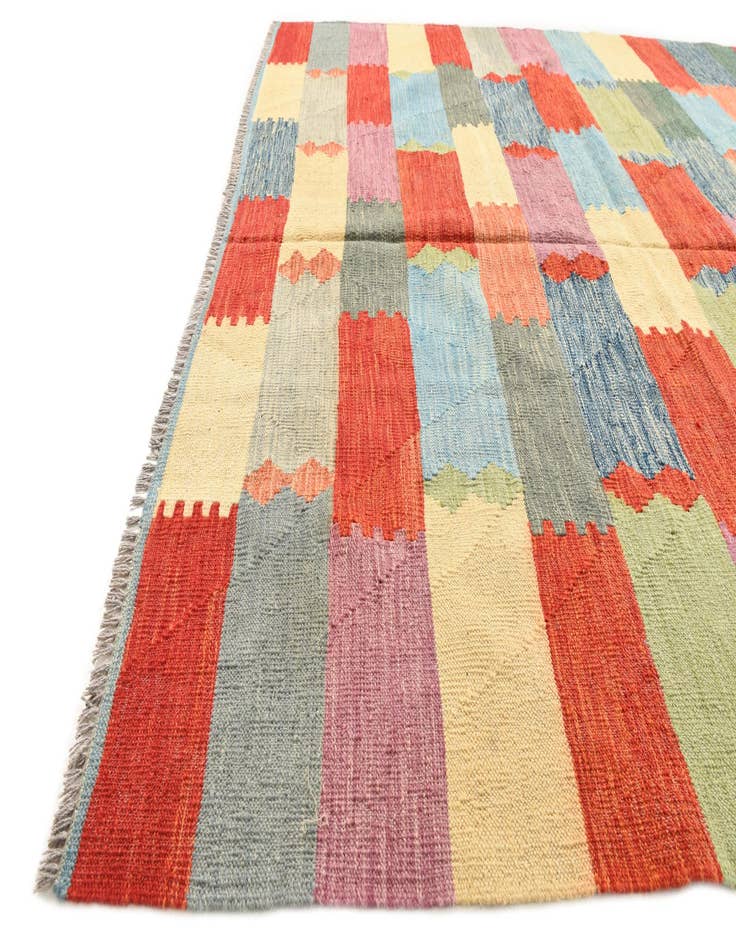 Detail image of  6' 6 x 9' 10  Hand Woven Kilim Modern Wool Rug
