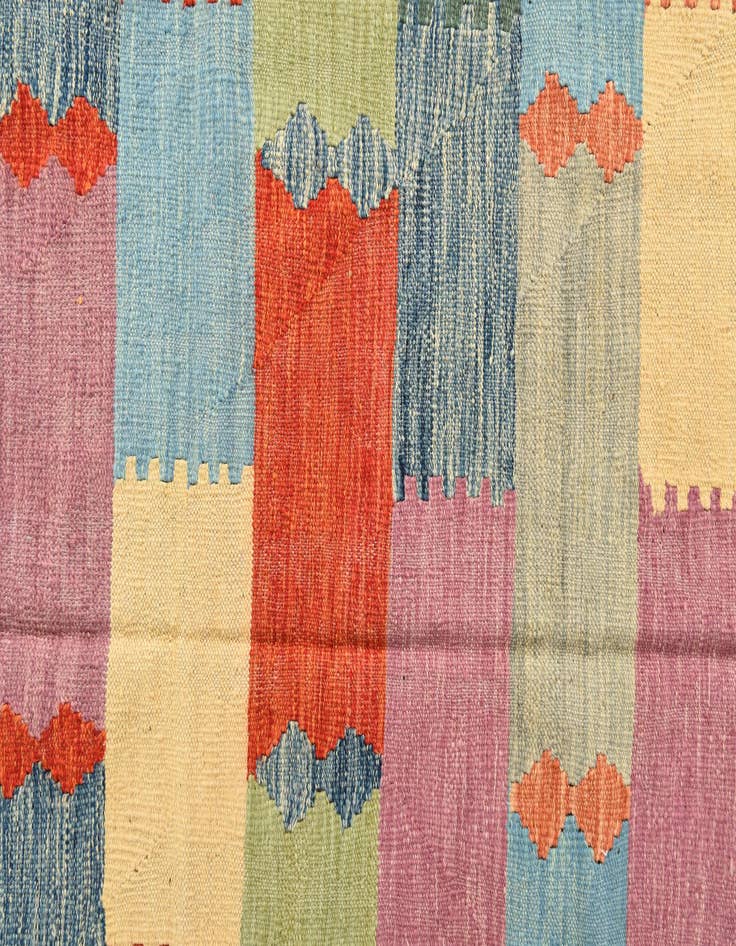 Detail image of  6' 6 x 9' 10  Hand Woven Kilim Modern Wool Rug