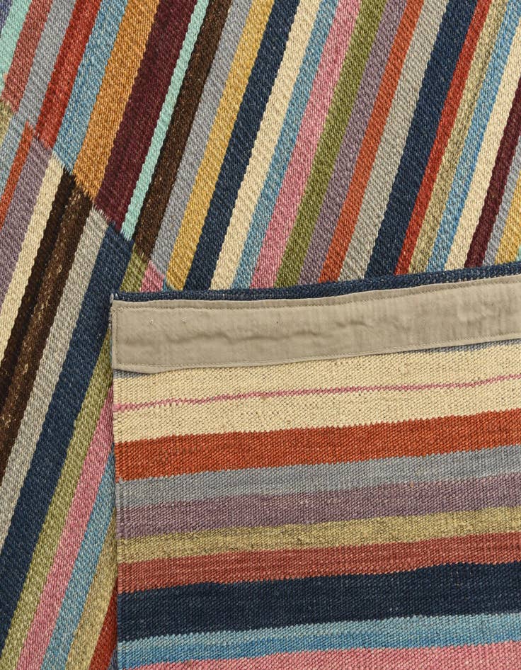 Detail image of  6' x 7' 9  Hand Woven Kilim Modern Wool Rug