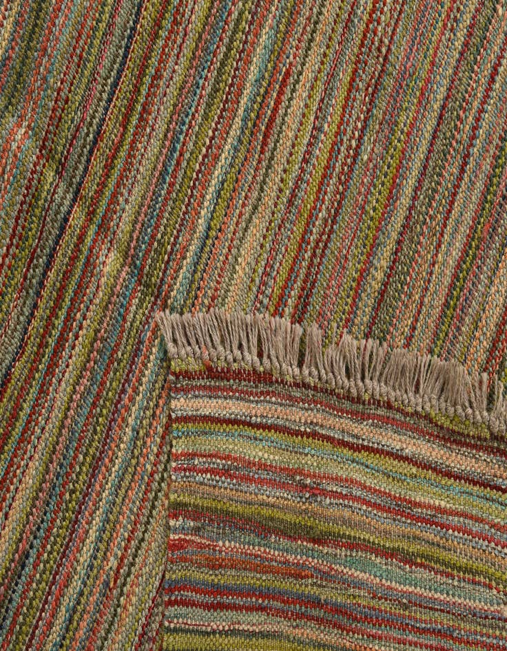 Detail image of  6' 6 x 9' 6  Hand Woven Kilim Modern Wool Rug