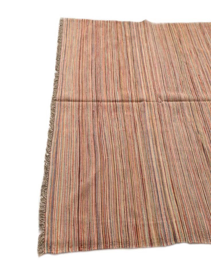 Detail image of  5' 6 x 7' 10  Hand Woven Kilim Modern Wool Rug