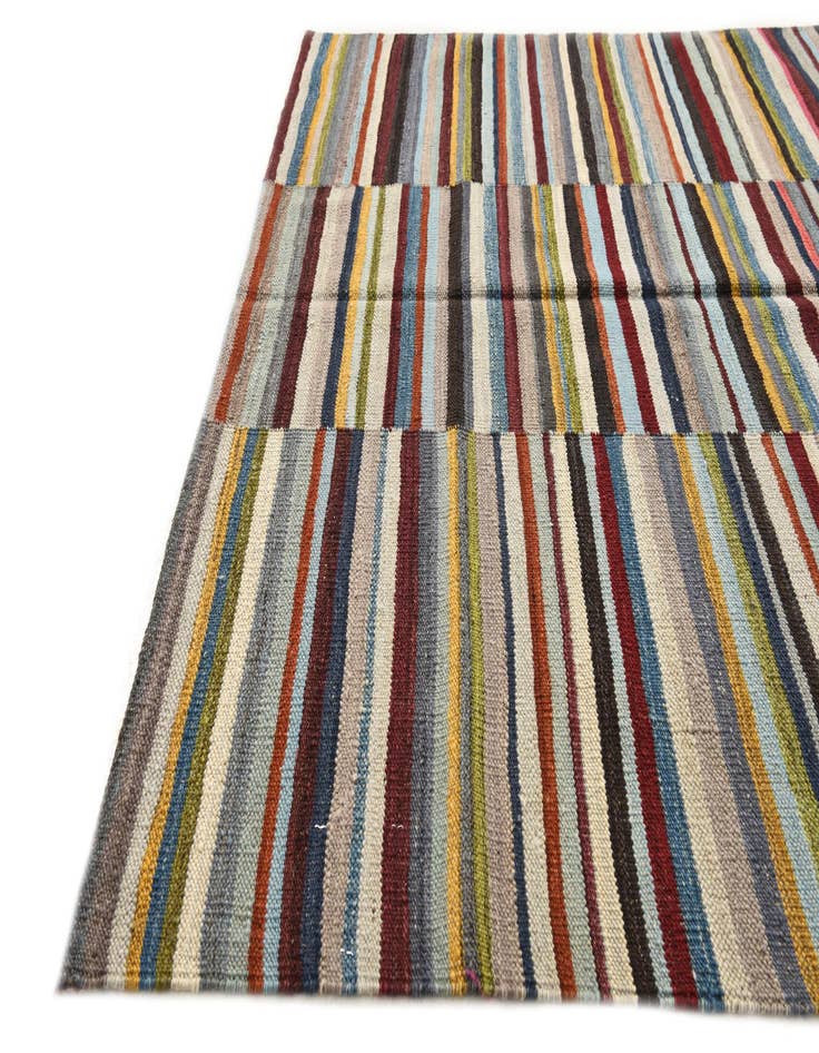 Detail image of  4' 7 x 6' 4  Hand Woven Kilim Modern Wool Rug