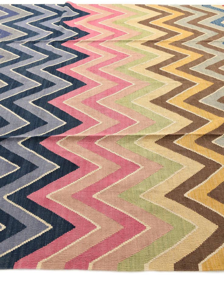 Detail image of  8' 8 x 9' 10  Hand Woven Kilim Modern Wool Rug