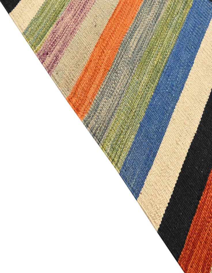 Detail image of  6' 6 x 9' 9  Hand Woven Kilim Modern Wool Rug