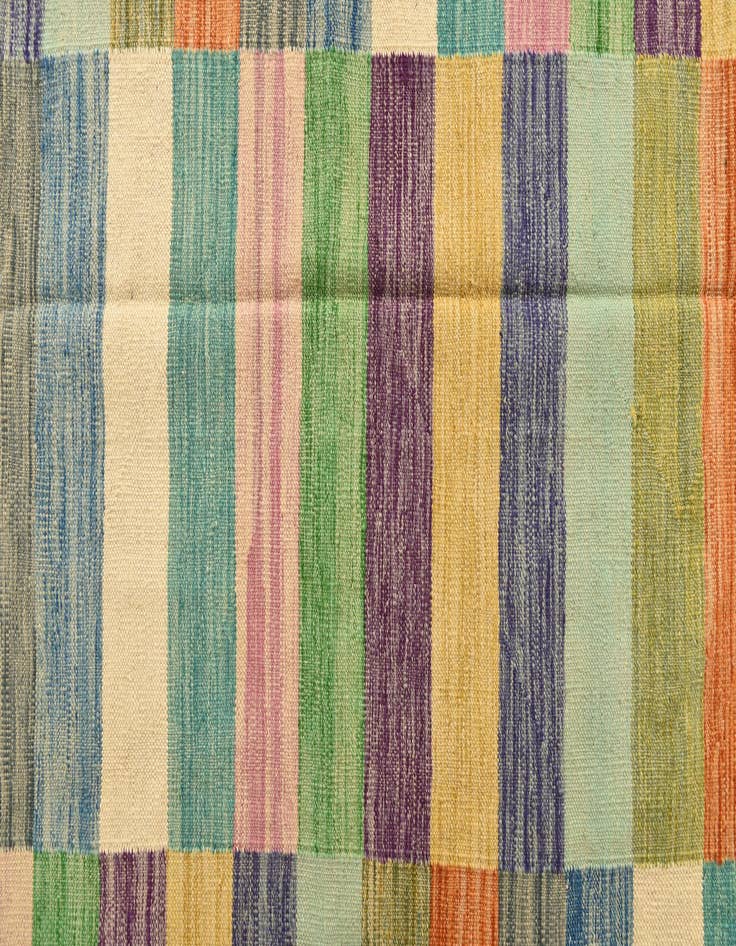 Detail image of  6' 6 x 9' 10  Hand Woven Kilim Modern Wool Rug