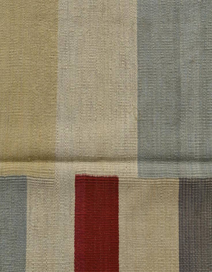 Detail image of  5' 9 x 7' 6  Hand Woven Kilim Modern Wool Rug