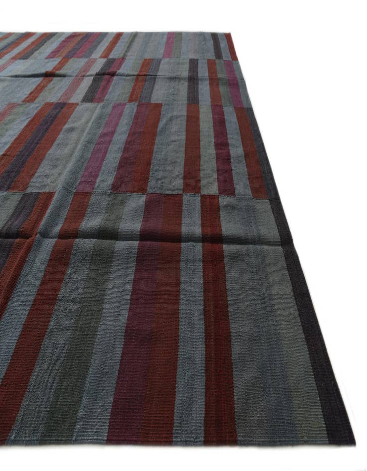 Detail image of  8' 4 x 11' 4  Hand Woven Kilim Modern Wool Rug