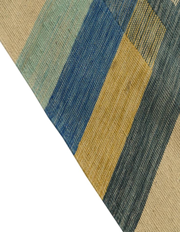 Detail image of  5' x 6' 9  Hand Woven Kilim Modern Wool Rug