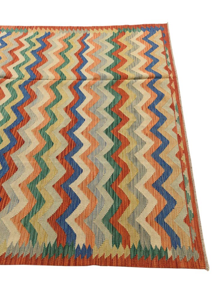 Detail image of  5' 9 x 8'  Hand Woven Kilim Modern Wool Rug