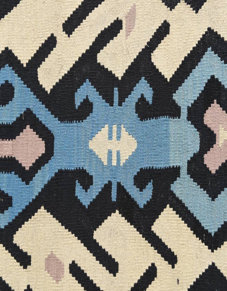 Detail image of  6' 2 x 8'  Hand Woven Kilim Modern Wool Rug