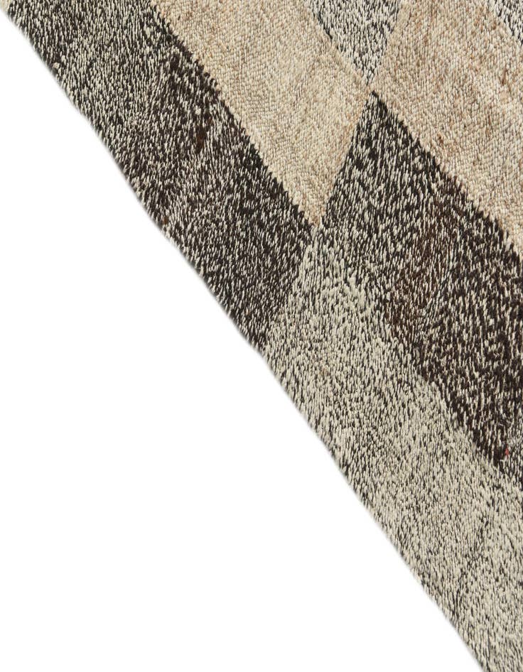 Detail image of  4' 10 x 6' 4  Hand Woven Kilim Modern Wool Rug