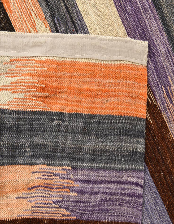 Detail image of  6' 10 x 9'  Hand Woven Kilim Modern Wool Rug