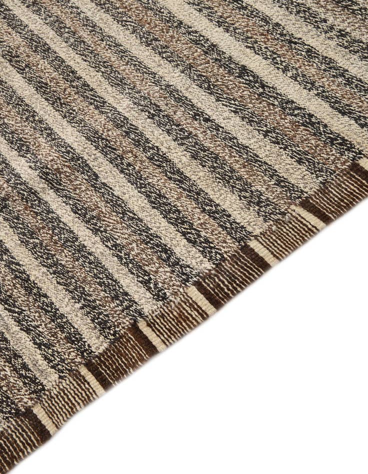 Detail image of  6' x 8'  Hand Woven Kilim Modern Wool Rug
