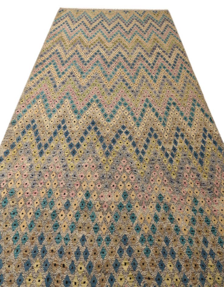 Detail image of  8' 5 x 11' 5  Hand Woven Kilim Modern Wool Rug