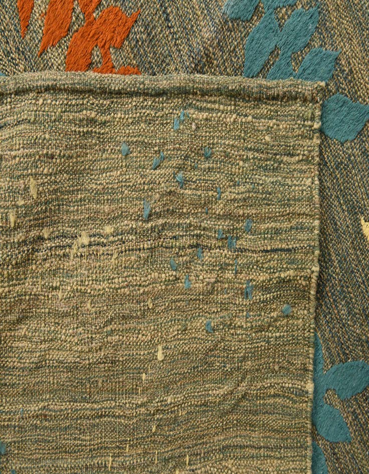 Detail image of  7' 2 x 9' 9  Hand Woven Kilim Modern Rug