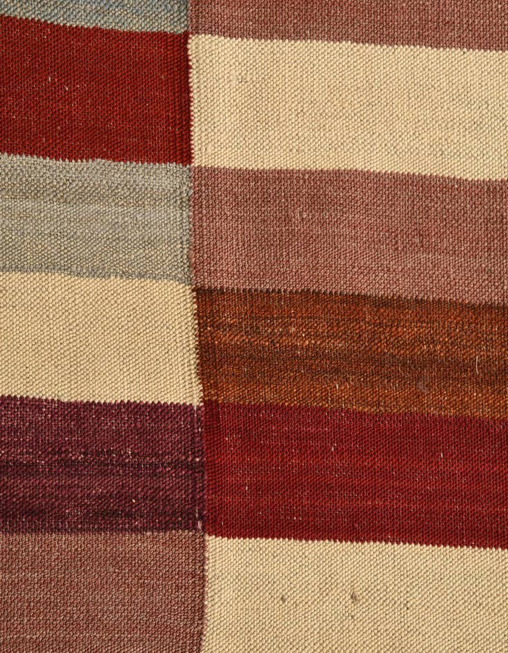 Detail image of  6' 5 x 9' 8  Hand Woven Kilim Modern Wool Rug