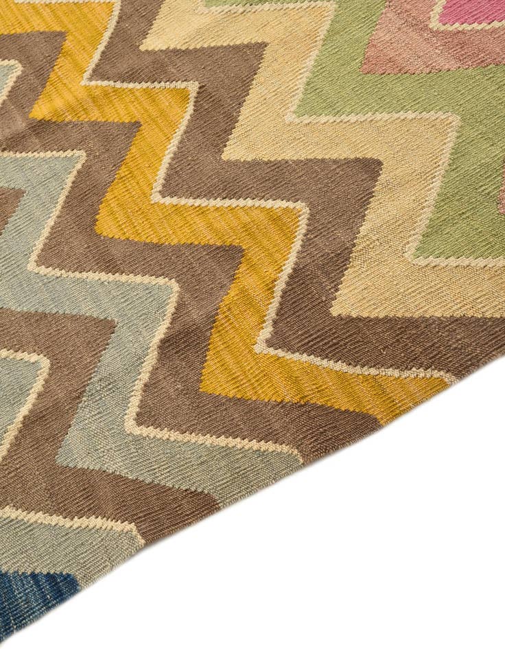 Detail image of  7' x 9' 8  Hand Woven Kilim Modern Wool Rug