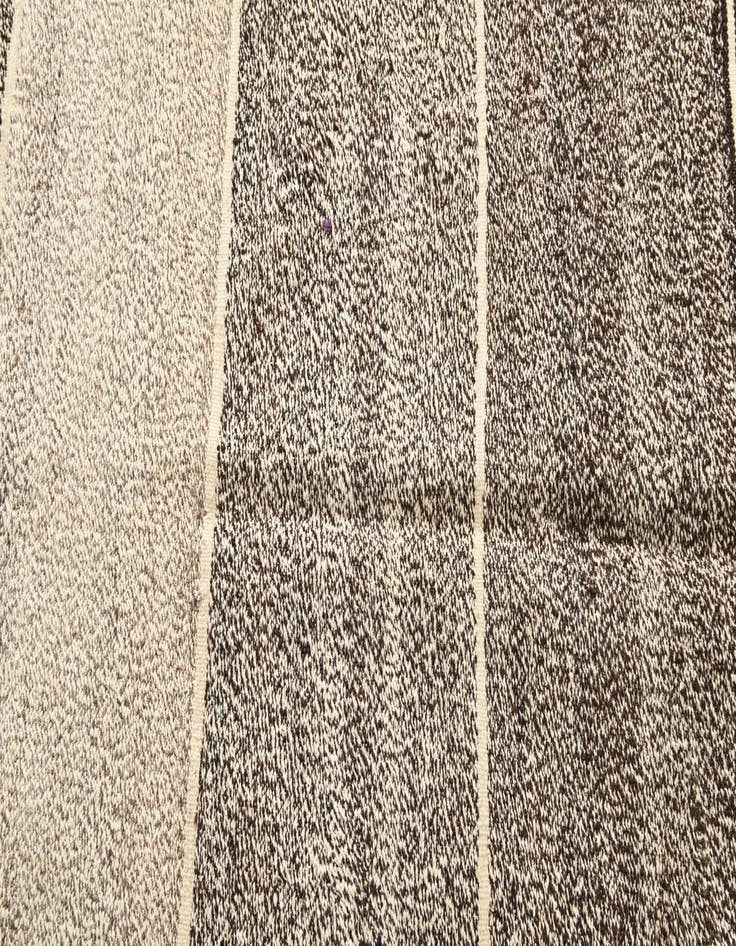 Detail image of  6' 10 x 9' 2  Hand Woven Kilim Modern Wool Rug