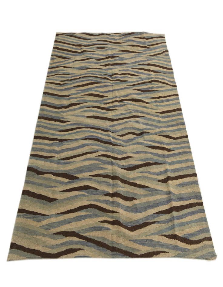 Detail image of  4' 8 x 6'  Hand Woven Kilim Modern Wool Rug