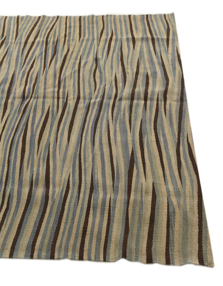 Detail image of  4' 8 x 6'  Hand Woven Kilim Modern Wool Rug