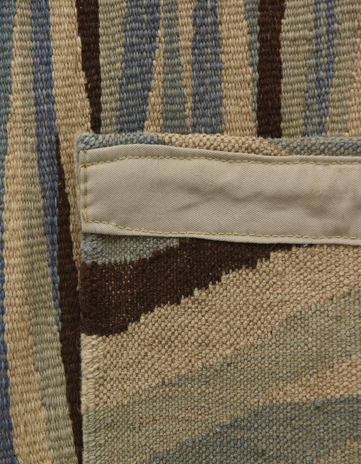Detail image of  4' 8 x 6'  Hand Woven Kilim Modern Wool Rug