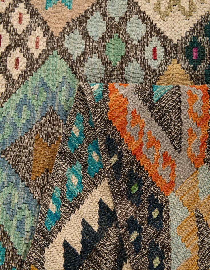Detail image of  6' 3 x 8' 2  Hand Knotted Kilim Modern Wool Rug