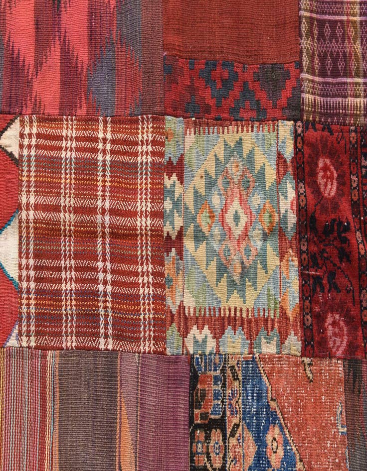Detail image of  5' x 6' 8  Hand Woven Kilim Patchwork Wool Rug