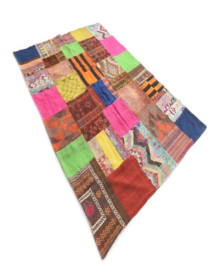 Detail image of  5' 6 x 7' 10  Hand Woven Kilim Patchwork Wool Rug