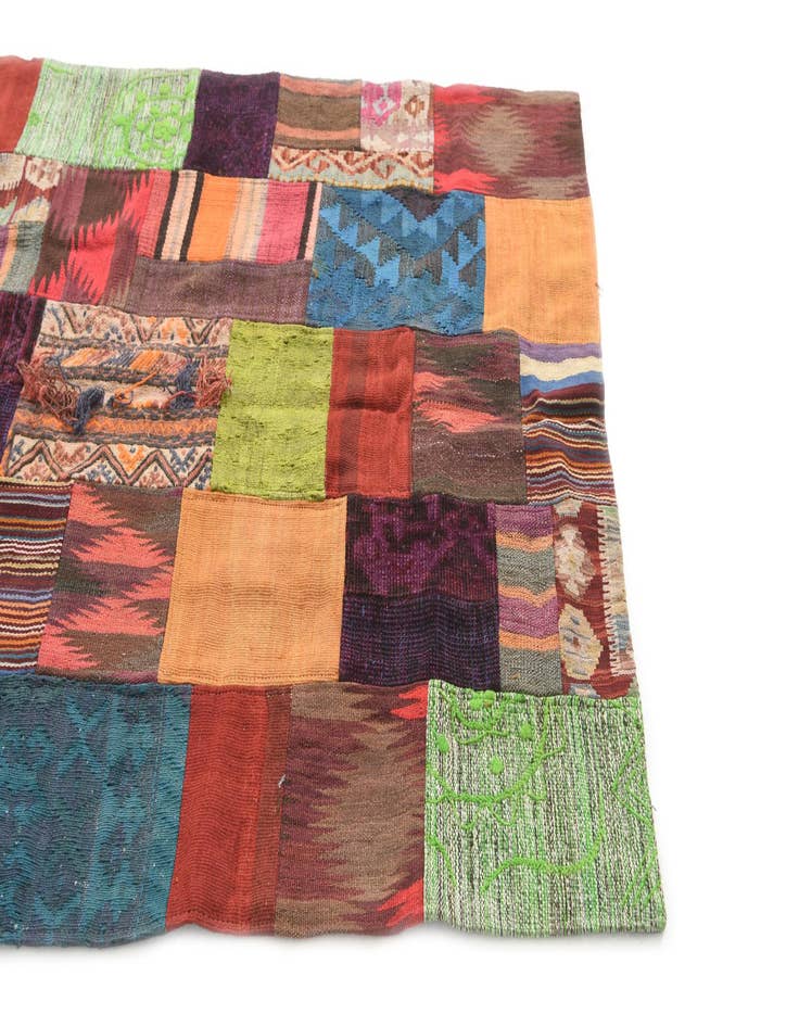 Detail image of  4' 1 x 5' 9  Hand Woven Kilim Patchwork Wool Rug